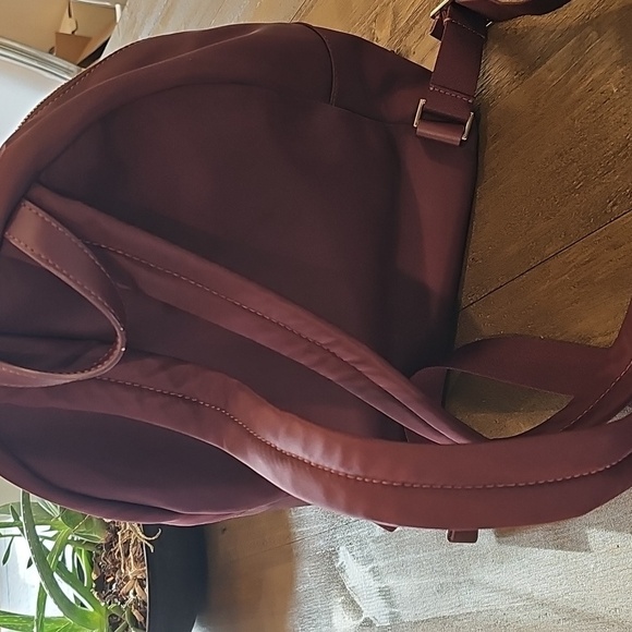 Kate Spade Purple Backpack with Structured Design and Gold Hardware - Picture 3 of 9